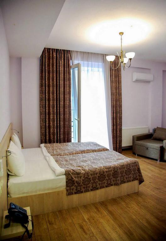 Hotel Feri Tbilisi Zewnętrze zdjęcie