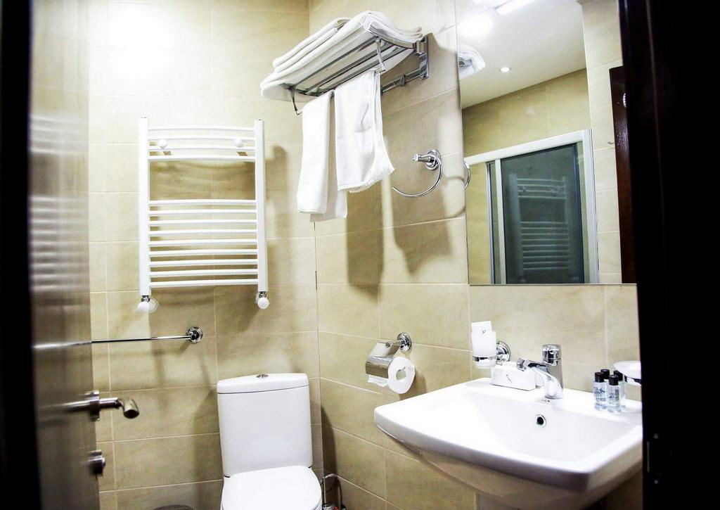 Hotel Feri Tbilisi Zewnętrze zdjęcie