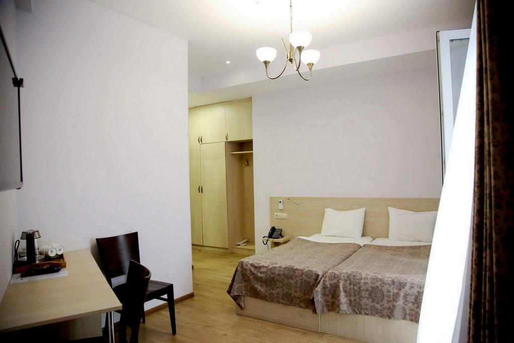 Hotel Feri Tbilisi Zewnętrze zdjęcie