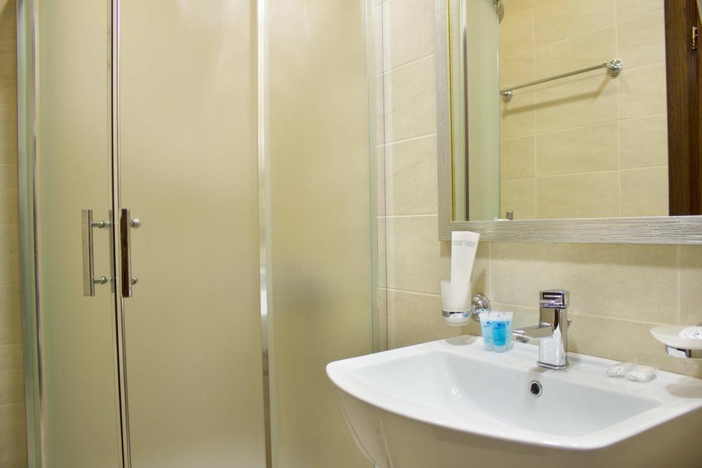 Hotel Feri Tbilisi Zewnętrze zdjęcie